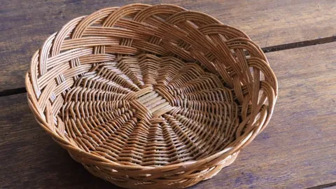 利物浦客场逆转狼队，萨拉赫点球绝杀问鼎英超榜首